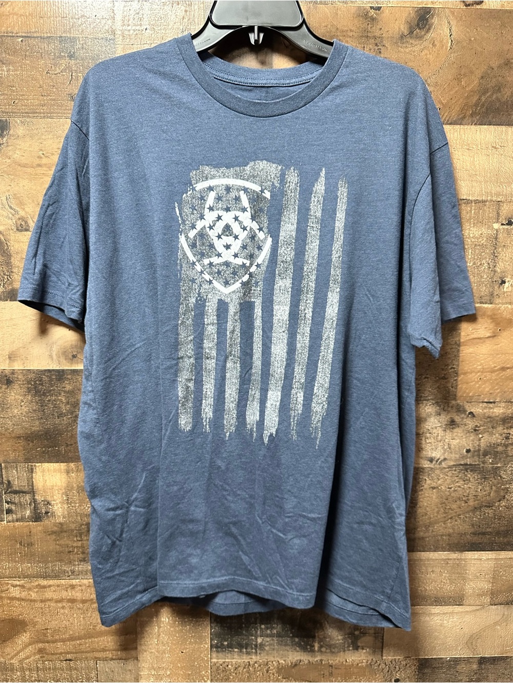 Ariat USA Flag Logo T Shirt XL Blue Distressed Graphic Short Sleeve Tee
